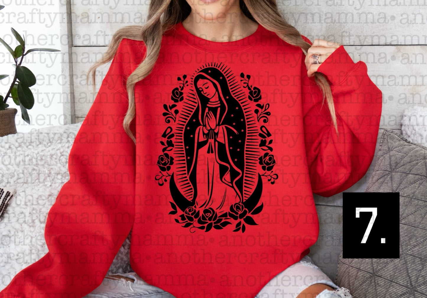 Virgencita Crewneck