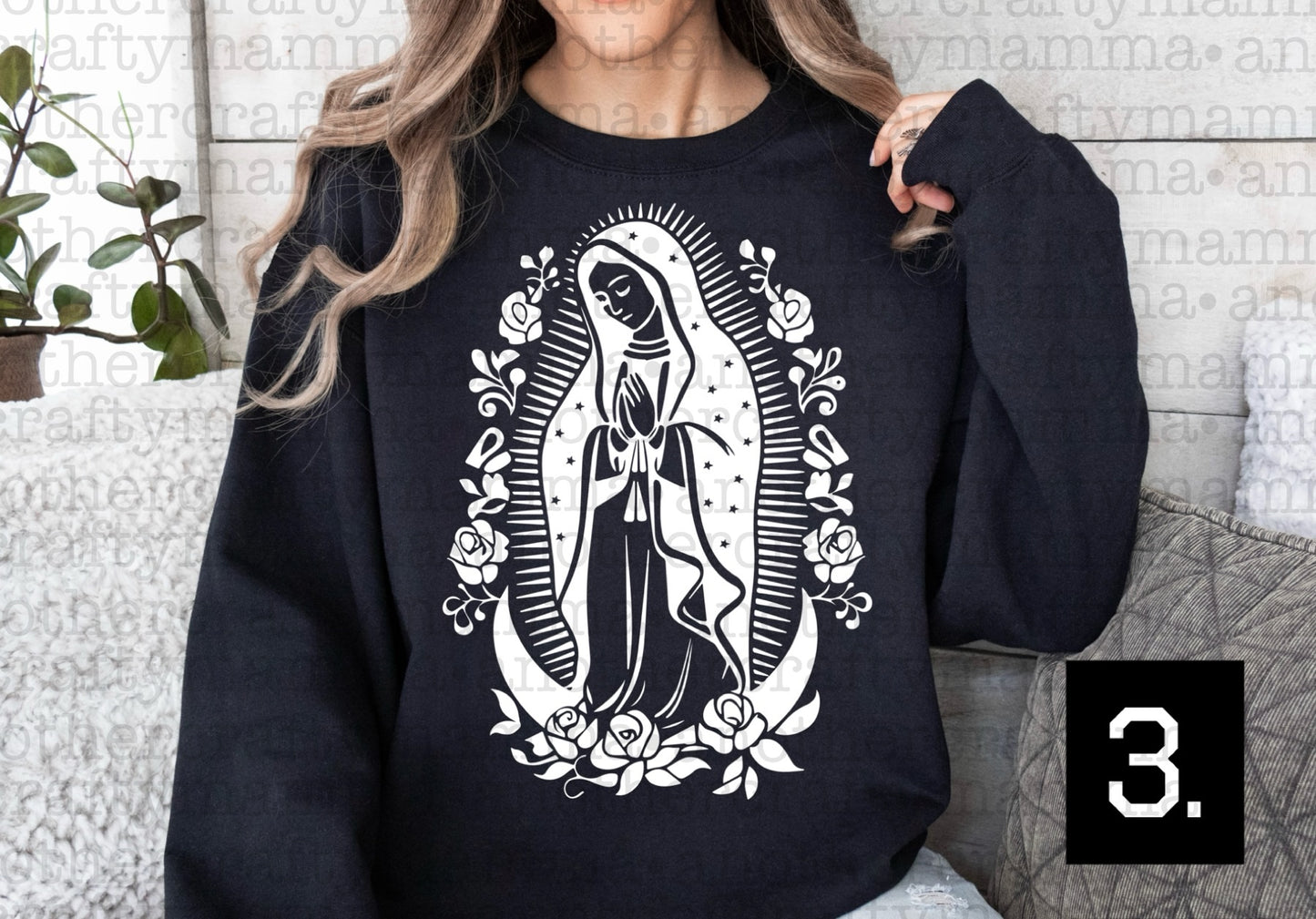 Virgencita Crewneck