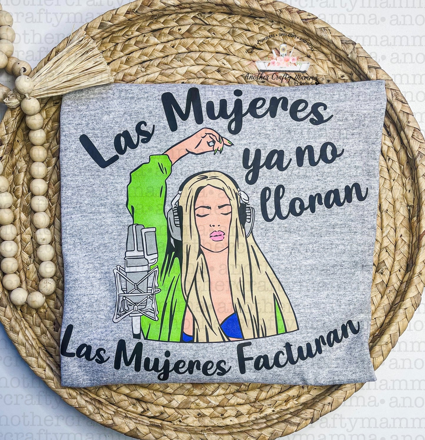Las Mujeres Facturan Tee